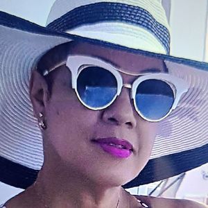 Meet your Posher, Clara